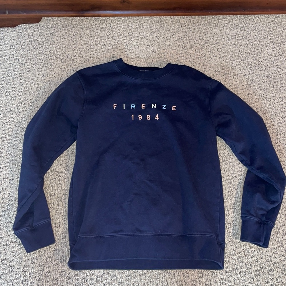 FLORENCE, ITALY BRANDY MELVILLE CREWNECK *RARE*